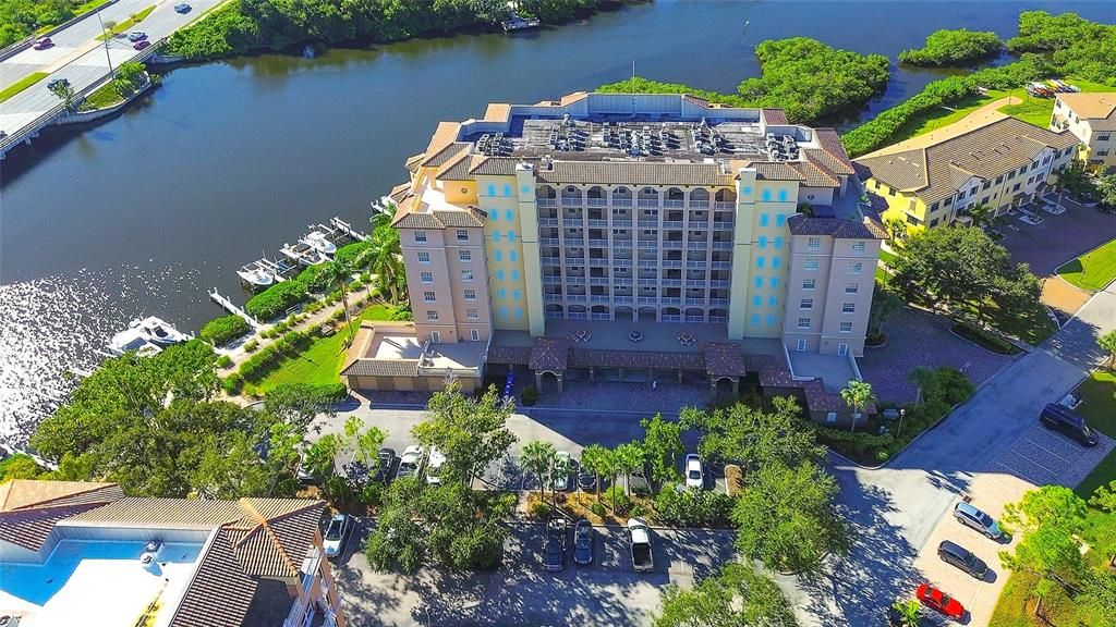 For Sale: $500,000 (2 beds, 2 baths, 1706 Square Feet)