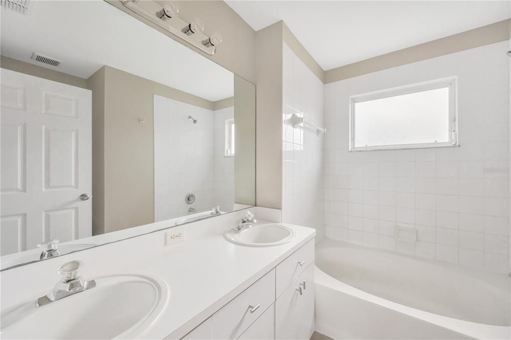 For Sale: $381,000 (3 beds, 2 baths, 1820 Square Feet)