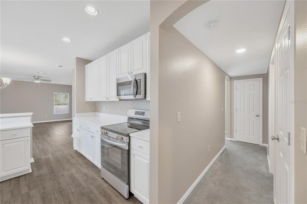 For Sale: $381,000 (3 beds, 2 baths, 1820 Square Feet)