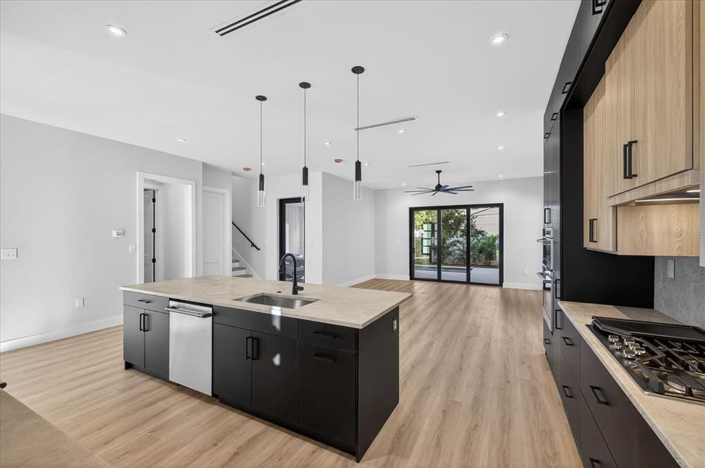 На продажу: $1,650,000 (3 спален, 3 ванн, 2926 Квадратных фут)