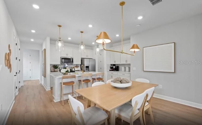 En Venta: $565,745 (3 camas, 2 baños, 2061 Pies cuadrados)