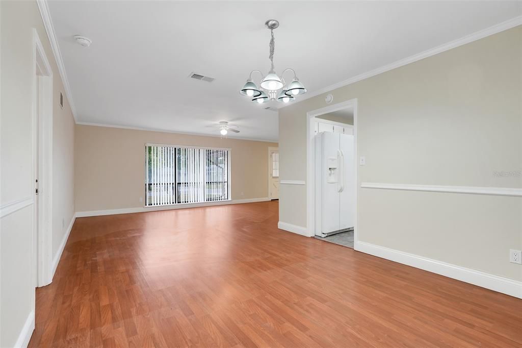 For Sale: $485,000 (4 beds, 2 baths, 2090 Square Feet)