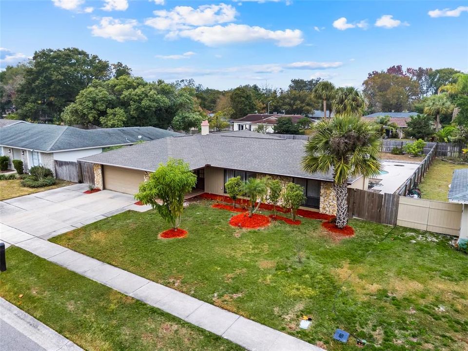 For Sale: $485,000 (4 beds, 2 baths, 2090 Square Feet)