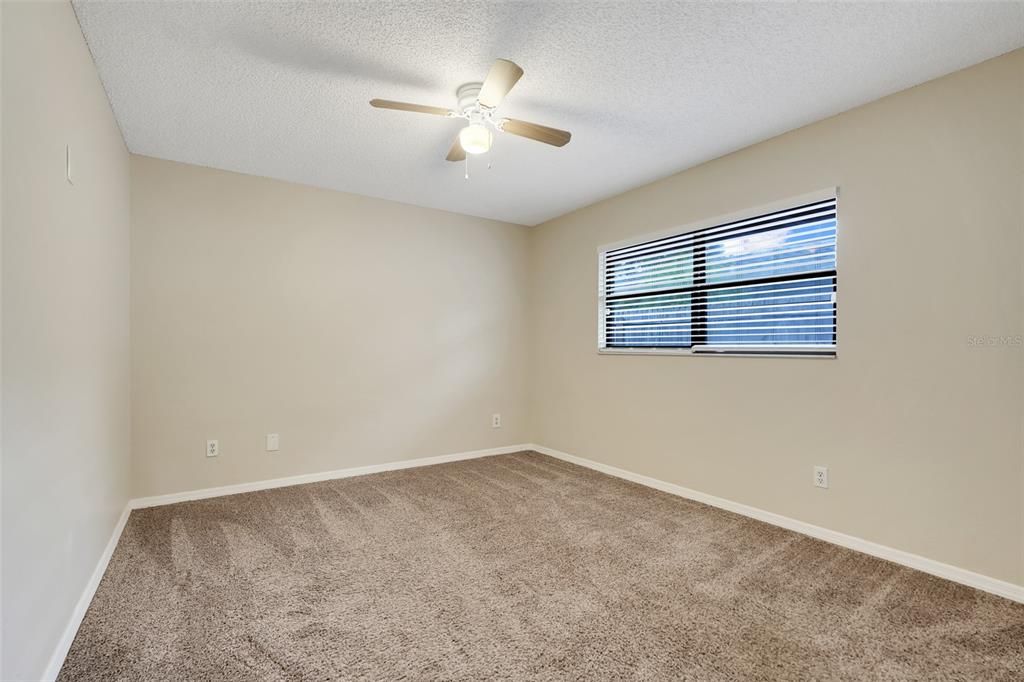 For Sale: $485,000 (4 beds, 2 baths, 2090 Square Feet)