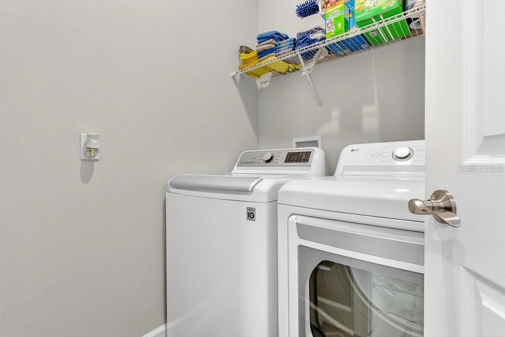 For Sale: $270,000 (3 beds, 2 baths, 1257 Square Feet)