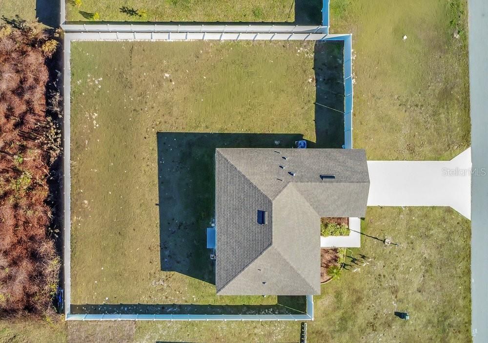 For Sale: $270,000 (3 beds, 2 baths, 1257 Square Feet)