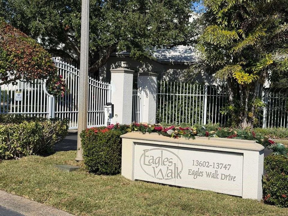 For Rent: $3,900 (3 beds, 2 baths, 2022 Square Feet)