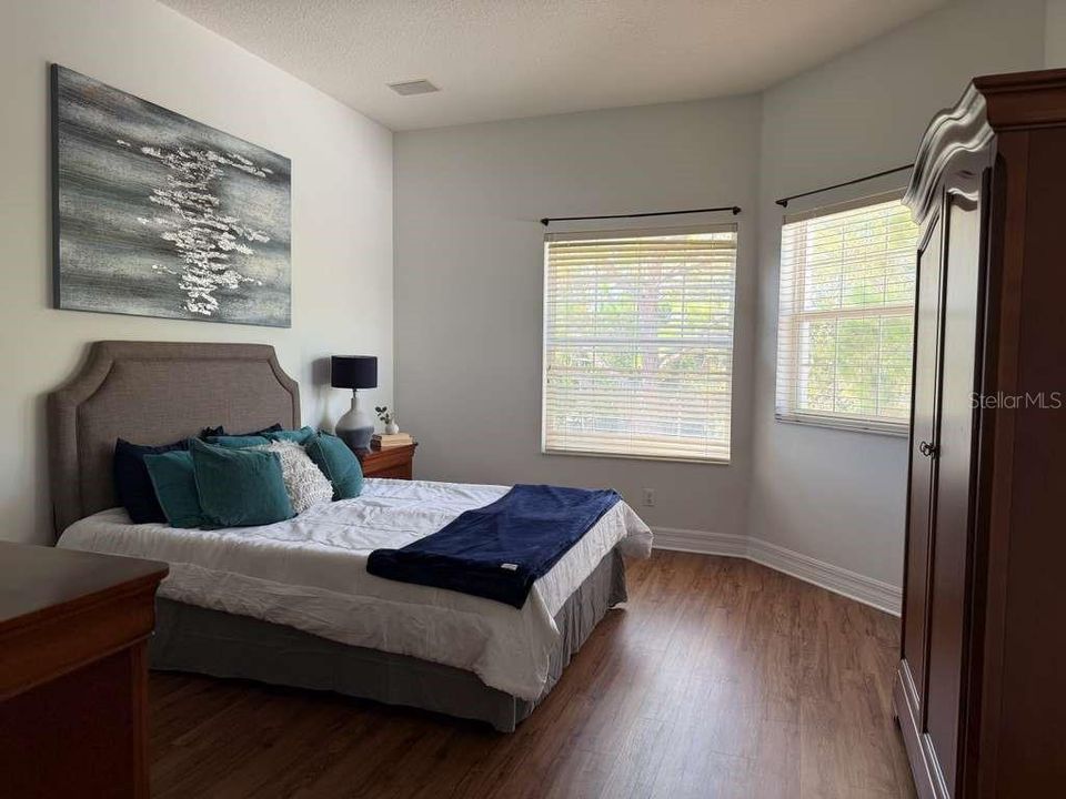 For Rent: $3,900 (3 beds, 2 baths, 2022 Square Feet)