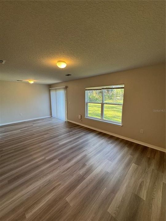 For Rent: $1,695 (2 beds, 2 baths, 976 Square Feet)