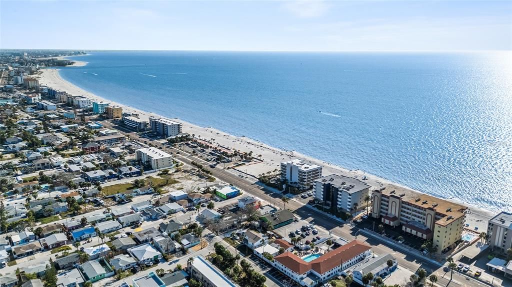 En Venta: $1,195,000 (3 camas, 2 baños, 1440 Pies cuadrados)