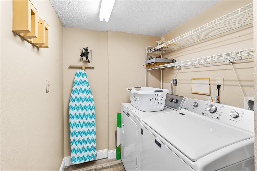 En Venta: $1,195,000 (3 camas, 2 baños, 1440 Pies cuadrados)