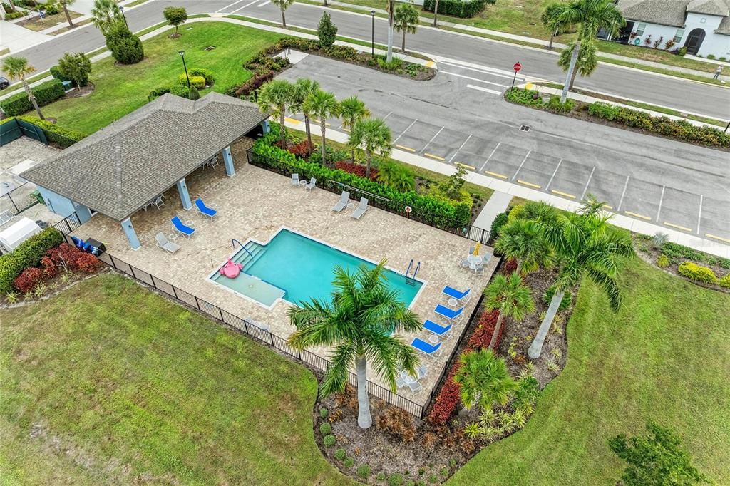 For Sale: $405,000 (2 beds, 2 baths, 1627 Square Feet)