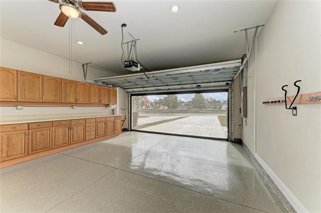 For Sale: $405,000 (2 beds, 2 baths, 1627 Square Feet)