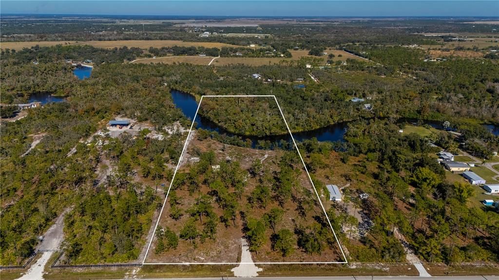 На продажу: $295,000 (10.10 acres)