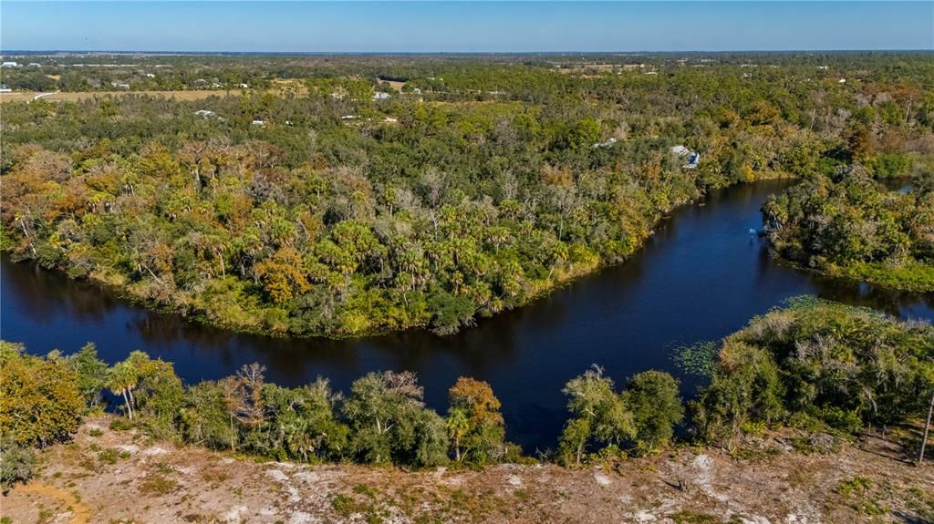 На продажу: $295,000 (10.10 acres)