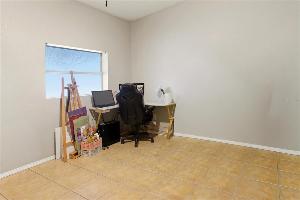 На продажу: $269,000 (3 спален, 2 ванн, 1681 Квадратных фут)