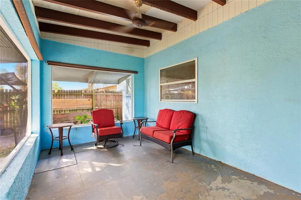 На продажу: $269,000 (3 спален, 2 ванн, 1681 Квадратных фут)