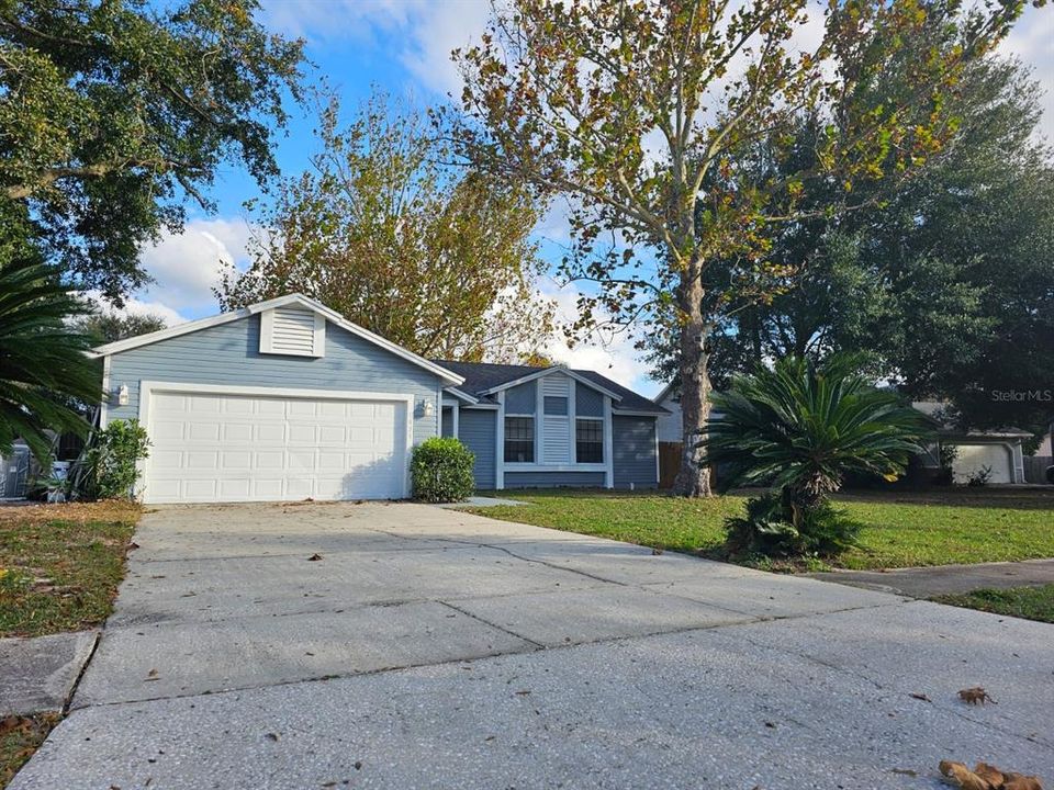 出租: $2,425 (3 贝兹, 2 浴室, 1373 平方英尺)