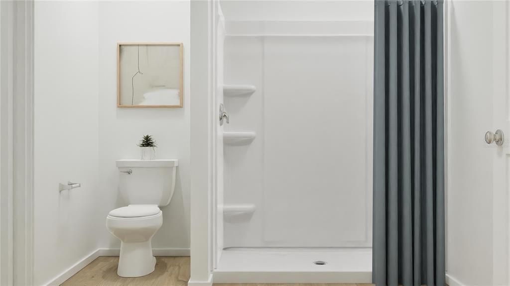 For Sale: $362,650 (4 beds, 2 baths, 1910 Square Feet)