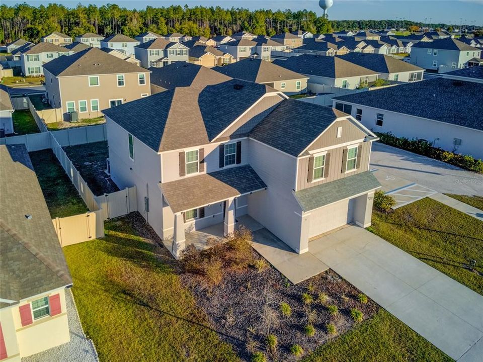 На продажу: $474,900 (6 спален, 4 ванн, 2931 Квадратных фут)