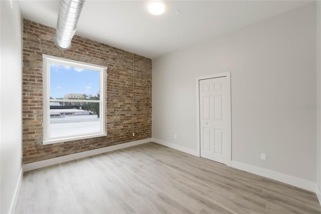 For Rent: $1,550 (1 beds, 1 baths, 538 Square Feet)