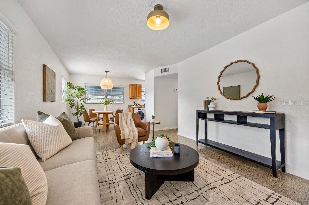 For Sale: $175,000 (1 beds, 1 baths, 625 Square Feet)