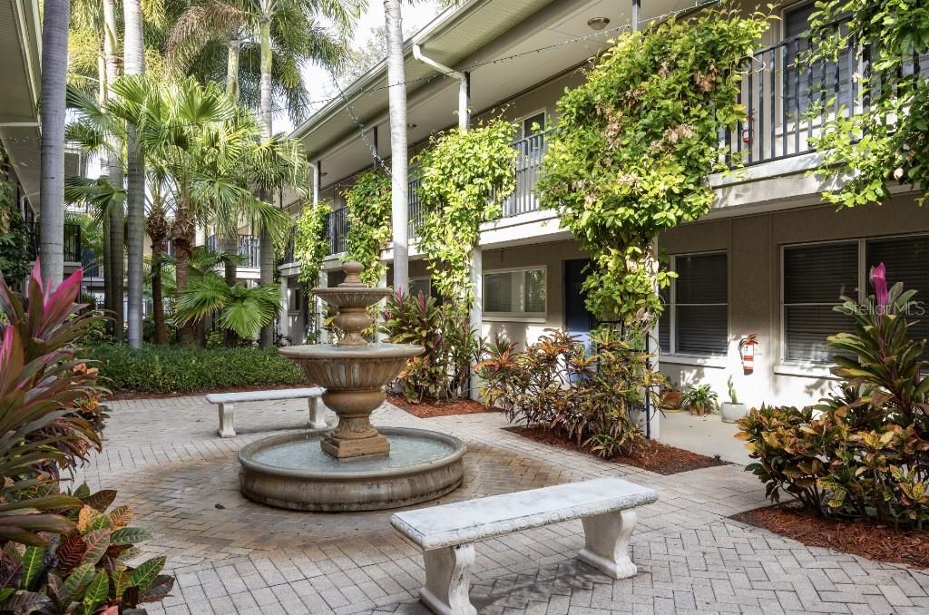 For Sale: $175,000 (1 beds, 1 baths, 625 Square Feet)