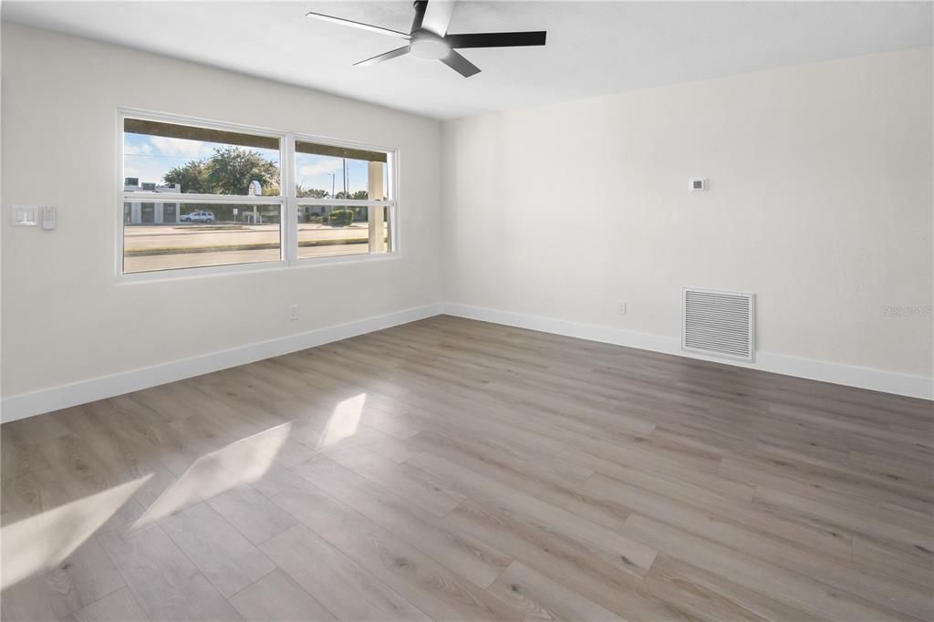 На продажу: $420,000 (3 спален, 2 ванн, 1260 Квадратных фут)