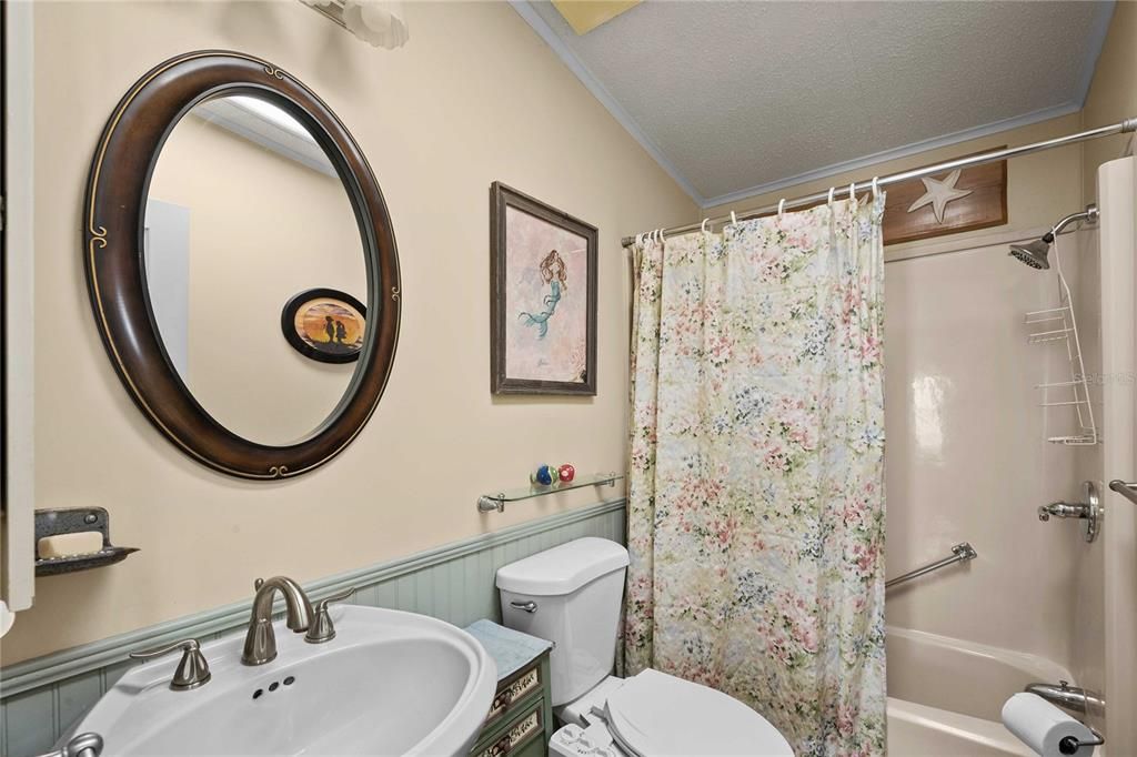 待售: $235,000 (2 贝兹, 2 浴室, 1552 平方英尺)