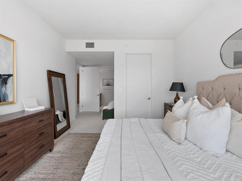 出租: $7,000 (3 贝兹, 3 浴室, 1884 平方英尺)