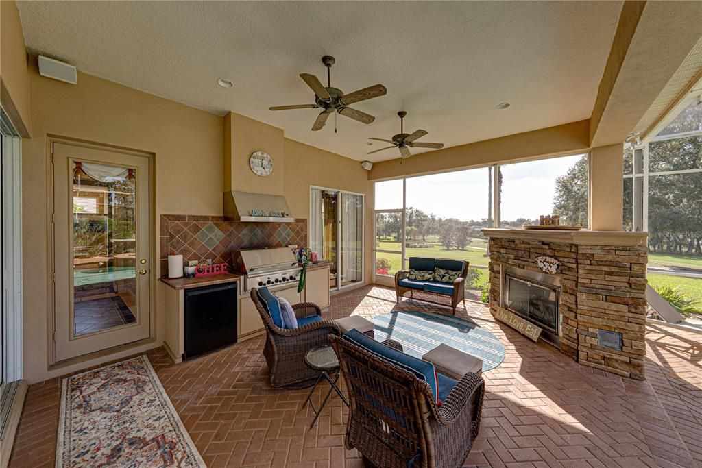 На продажу: $1,300,000 (3 спален, 4 ванн, 3808 Квадратных фут)