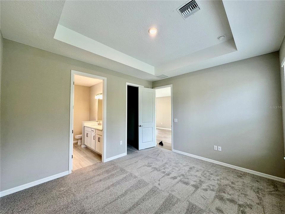 For Rent: $3,200 (4 beds, 2 baths, 1796 Square Feet)