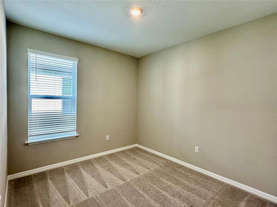 For Rent: $3,200 (4 beds, 2 baths, 1796 Square Feet)