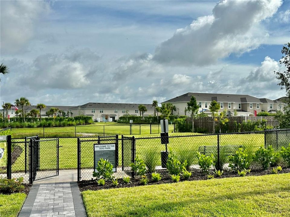 For Rent: $3,200 (4 beds, 2 baths, 1796 Square Feet)