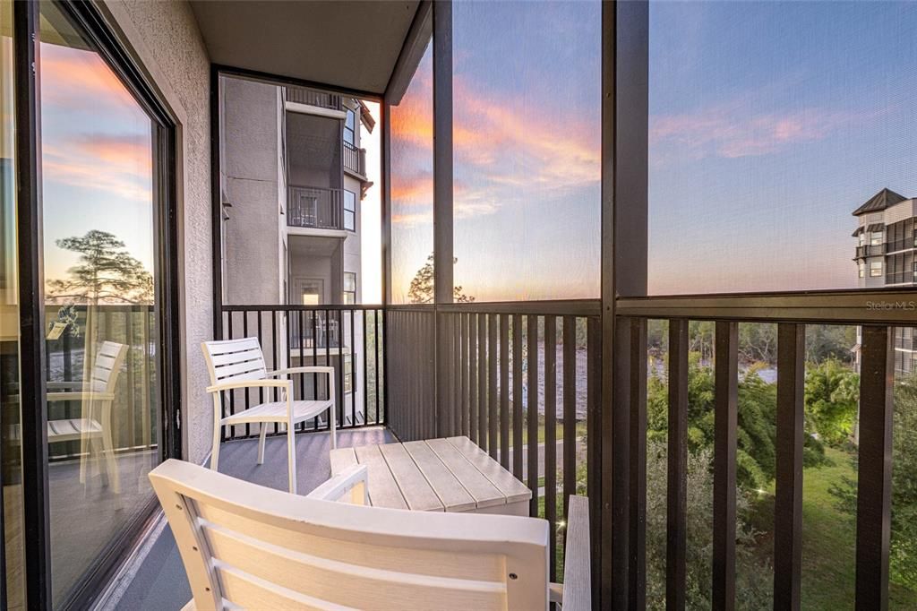 На продажу: $265,000 (3 спален, 2 ванн, 1396 Квадратных фут)