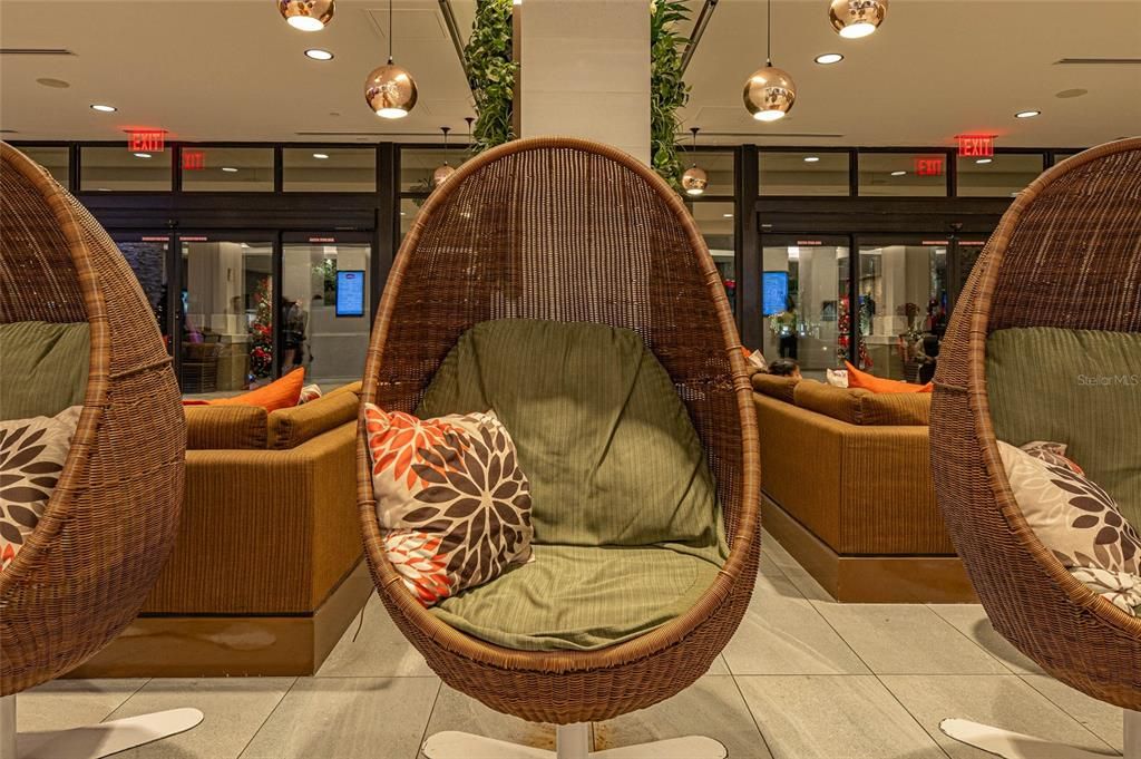 На продажу: $265,000 (3 спален, 2 ванн, 1396 Квадратных фут)