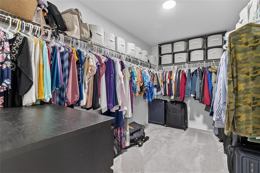 待售: $425,000 (4 贝兹, 2 浴室, 2635 平方英尺)