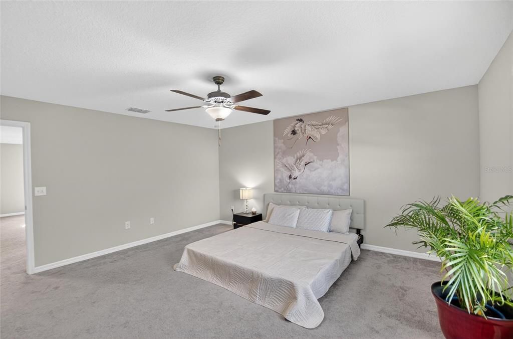 待售: $425,000 (4 贝兹, 2 浴室, 2635 平方英尺)