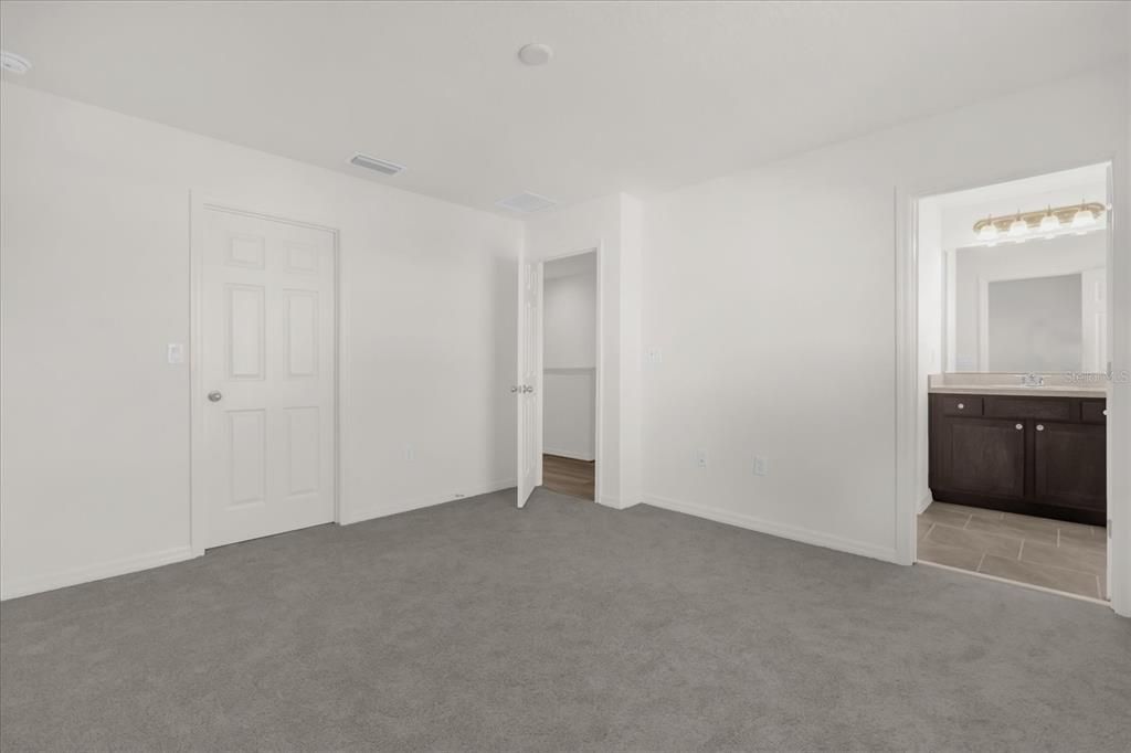 En Renta: $1,750 (3 camas, 2 baños, 1650 Pies cuadrados)