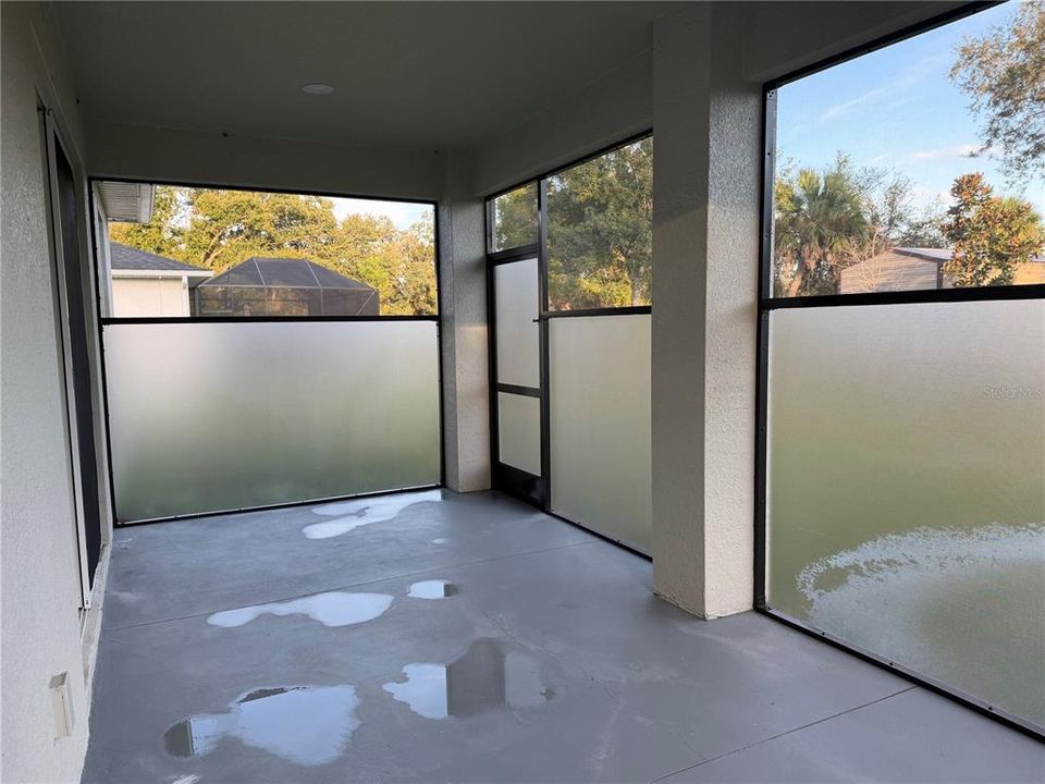 For Rent: $2,000 (3 beds, 2 baths, 1496 Square Feet)