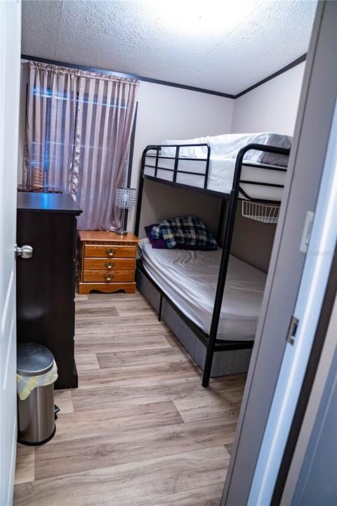 For Sale: $200,000 (3 beds, 2 baths, 1056 Square Feet)