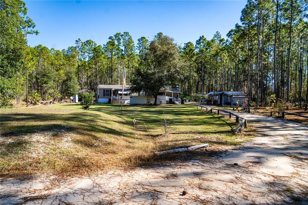 For Sale: $200,000 (3 beds, 2 baths, 1056 Square Feet)