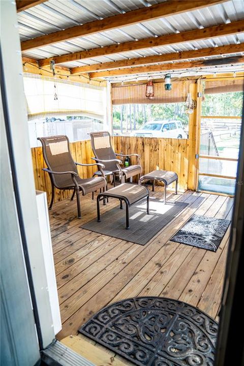 For Sale: $200,000 (3 beds, 2 baths, 1056 Square Feet)