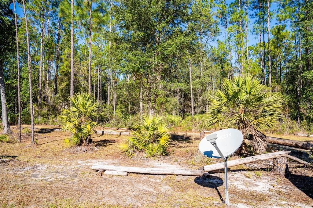 For Sale: $200,000 (3 beds, 2 baths, 1056 Square Feet)