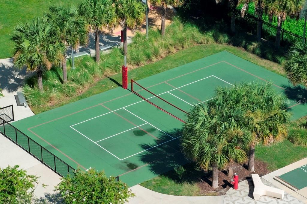 For Rent: $2,750 (2 beds, 1 baths, 1050 Square Feet)