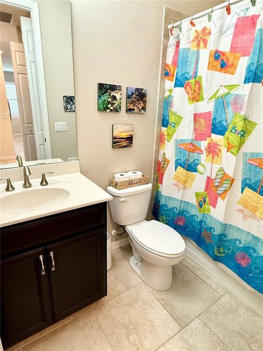 En Venta: $368,900 (3 camas, 2 baños, 1661 Pies cuadrados)