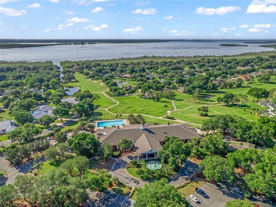 For Sale: $559,900 (3 beds, 2 baths, 2504 Square Feet)