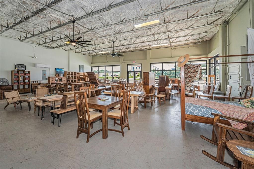 待售: $1,750,000 (0 贝兹, 0 浴室, 3700 平方英尺)