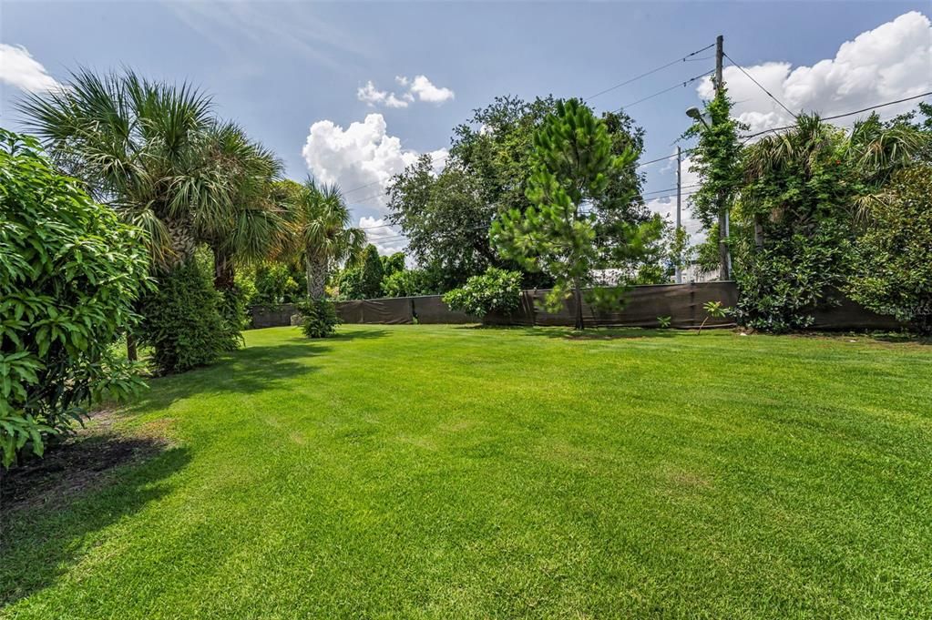 待售: $1,750,000 (0 贝兹, 0 浴室, 3700 平方英尺)