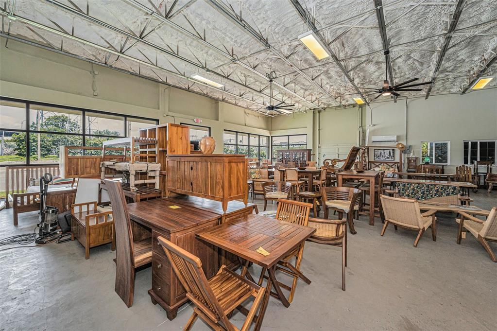 待售: $1,750,000 (0 贝兹, 0 浴室, 3700 平方英尺)